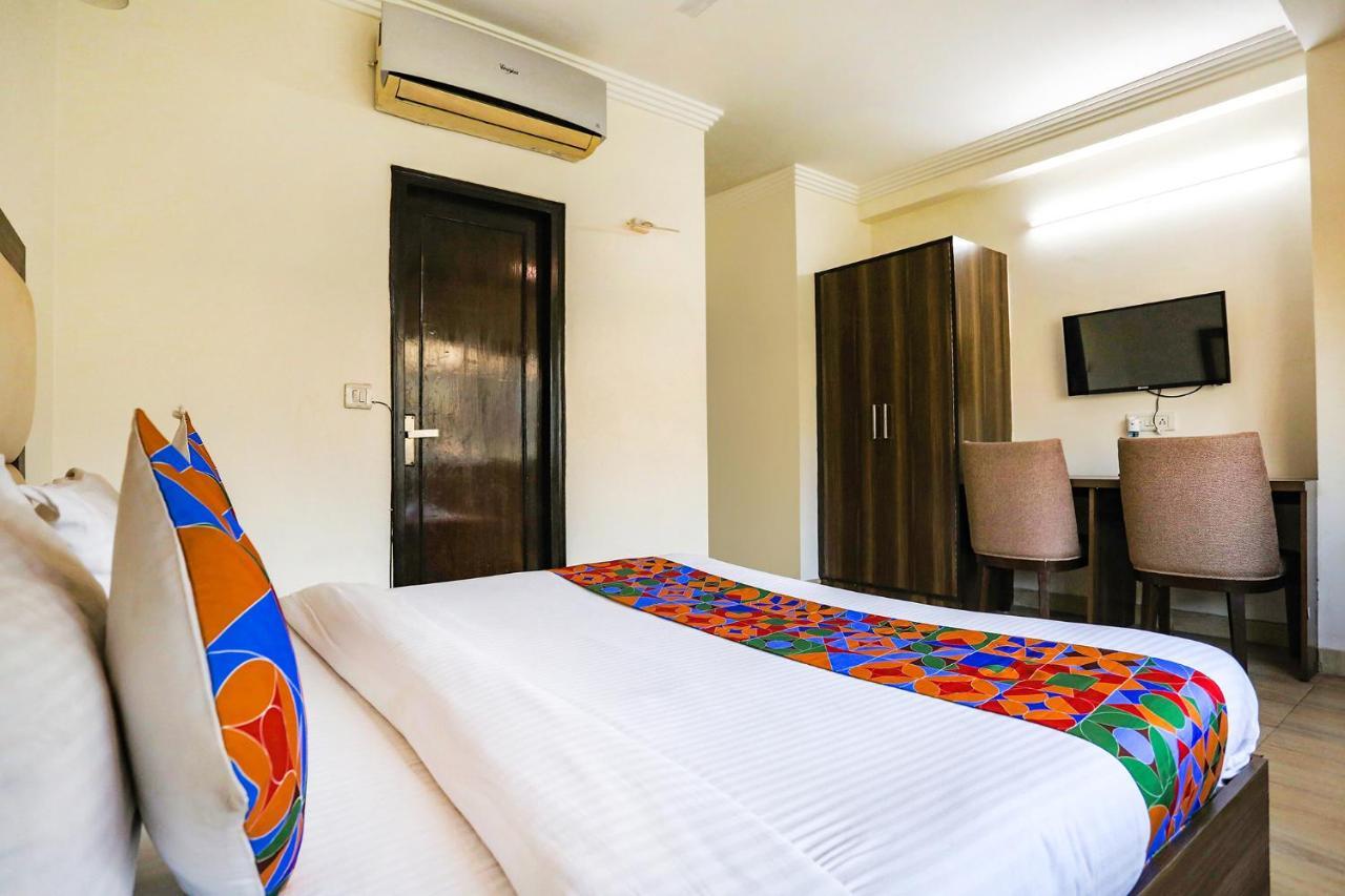 Hotel Fabhotel Jpm The Grand Bella - Nr Nehru Place Market